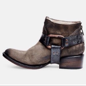 Freebird by Steven Phlow Brown Suede Distressed Harness Booties Women’s Size 7